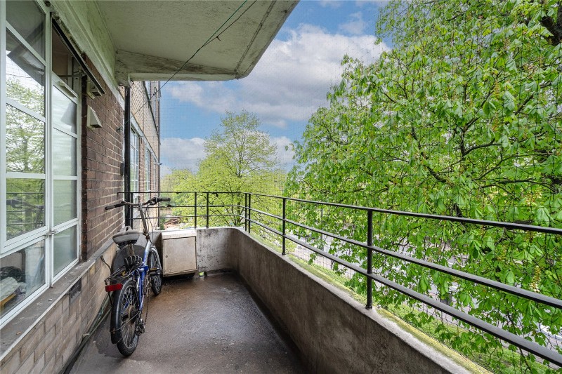 Brixton Hill, London, SW2