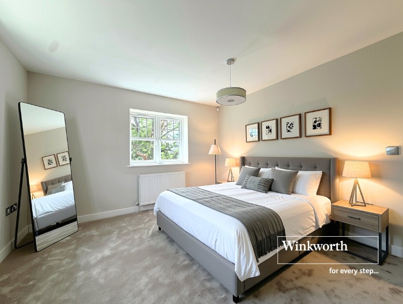 Fairway View Close, West Parley, Ferndown, Dorset, BH22