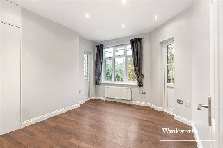 East End Road, London, N3