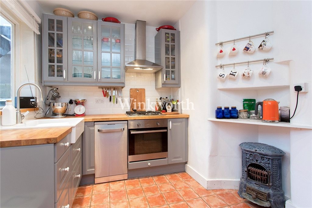 2 bedroom property for sale in Gladstone Avenue, London, N22 (Ref