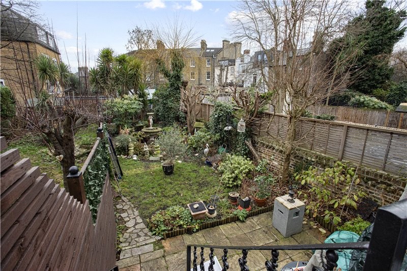 Knatchbull Road, London, SE5