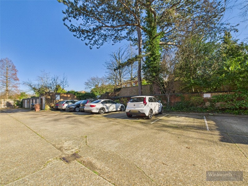 Lovelace Gardens, Surbiton, KT6