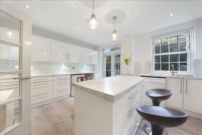 Sussex Gardens, London, N6