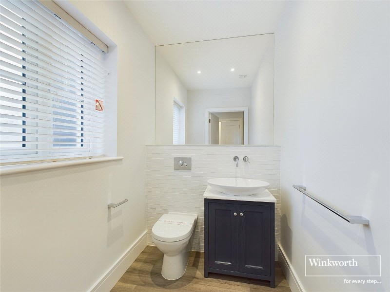 Maine Street, Reading, Berkshire, RG2