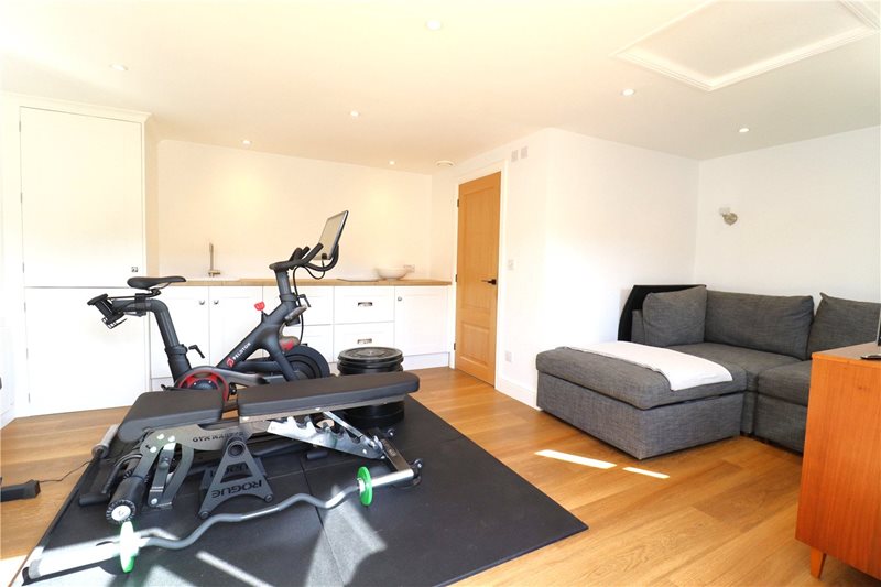 High Street, Ramsbury, Marlborough, Wiltshire, SN8