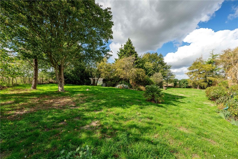 Ferry Road, Surlingham, Norwich, Norfolk, NR14