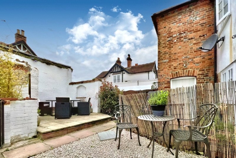 London End, Beaconsfield, HP9