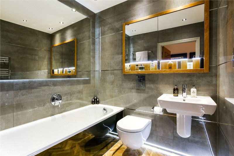 Cross Road, Sunningdale, Berkshire, SL5