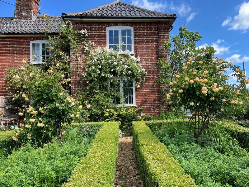 Linstead Road, Huntingfield, Halesworth, Suffolk, IP19