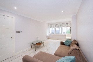 Bishopsgate, London, EC2M