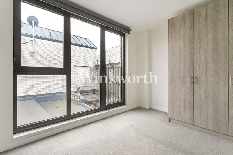 Frobisher Road, London, N8