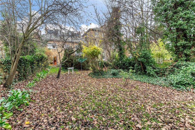 Eaton Rise, London, W5