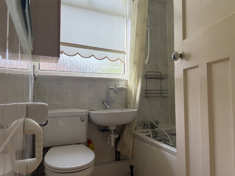 Gorse Close, Northampton, Northamptonshire, NN2