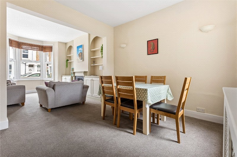 Graveney Road, London, SW17