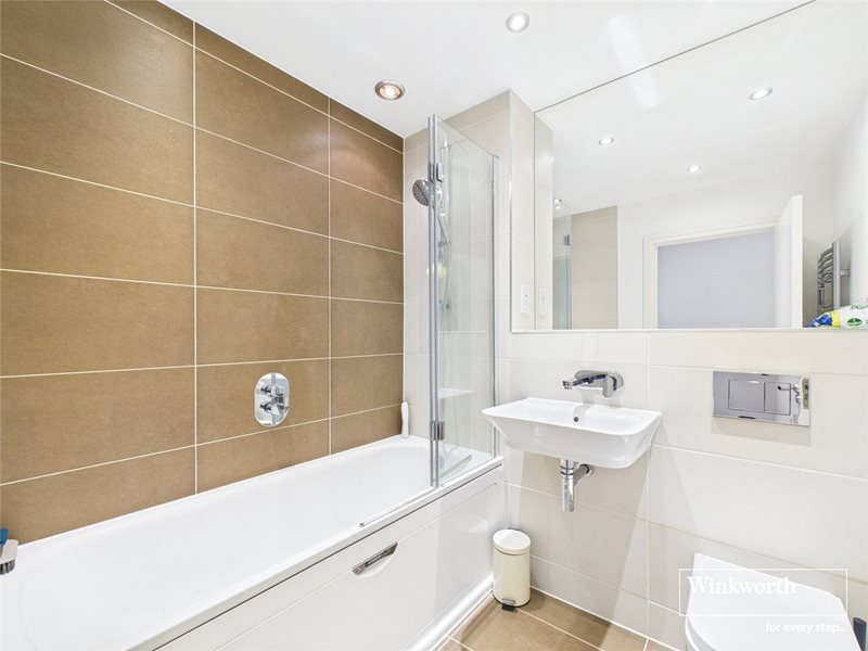 Drake Way, Reading, Berkshire, RG2