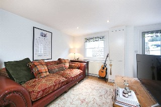 Gayford Road, London, W12