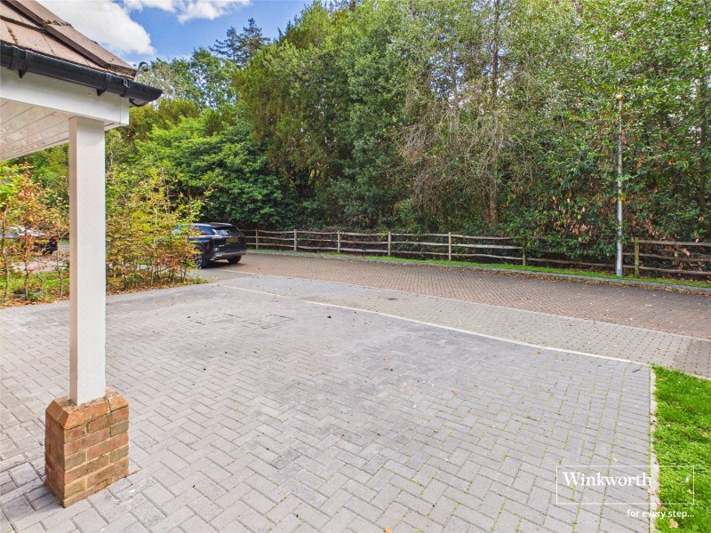 Faringdon Road, Earley, Reading, Berkshire, RG6