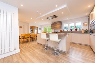 Fleet Hill, Finchampstead, Wokingham, Berkshire, RG40