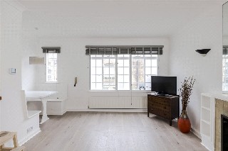 Connaught Close, London, W2