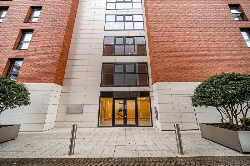 Kingman Way, Newbury, Berkshire, RG14