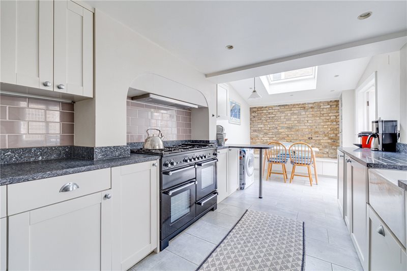 Burnthwaite Road, London, SW6