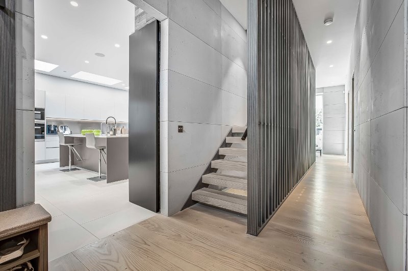 Castelnau, Barnes, London, SW13