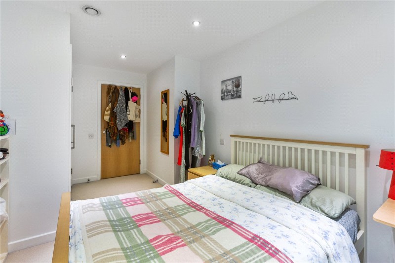 Kennington Road, London, SE11