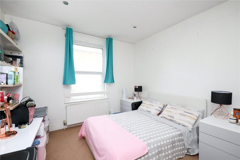 Julian Avenue, London, W3