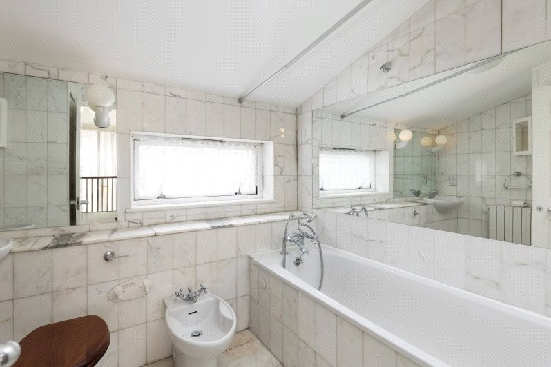 Charlotte Place, London, SW1V