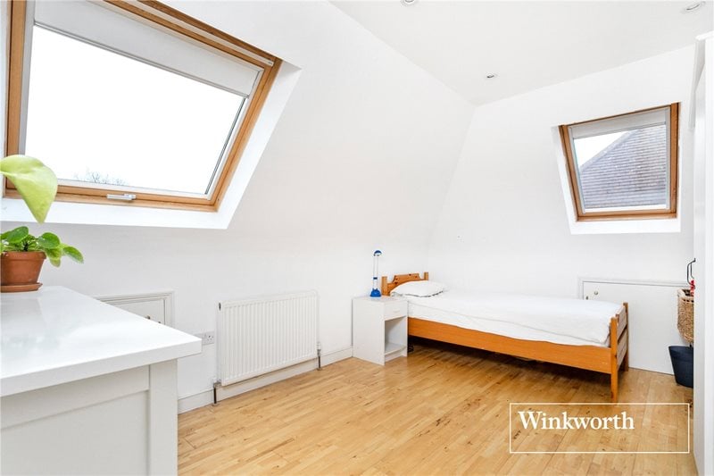Etchingham Park Road, Finchley, London, N3