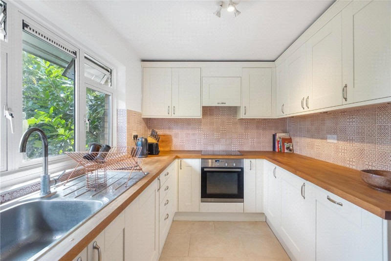 Highfield Hill, London, SE19