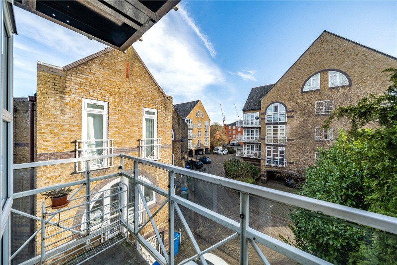 Eleanor Close, London, SE16