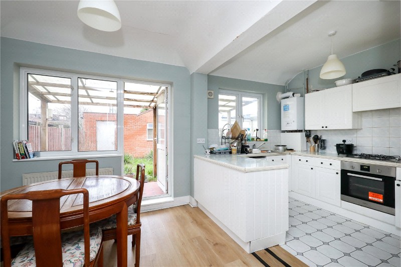 Princes Avenue, London, W3