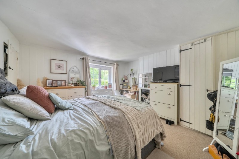 Barley Hill, Dunbridge, Romsey, Hampshire, SO51