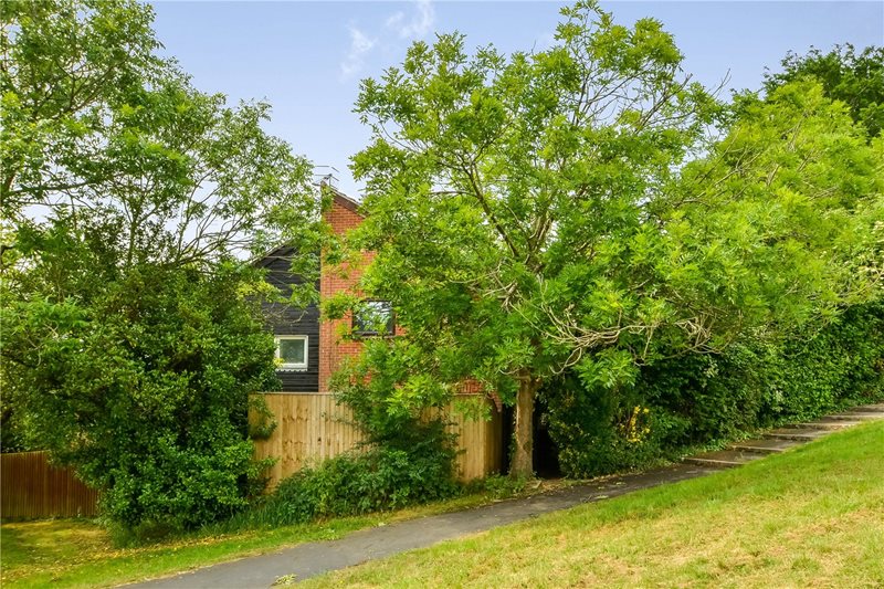 Lowden Close, Winchester, Hampshire, SO22