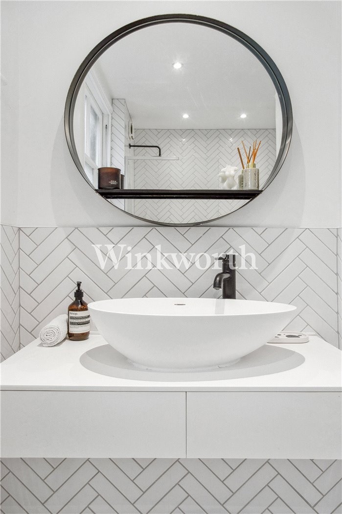 Woodside Gardens, London, N17