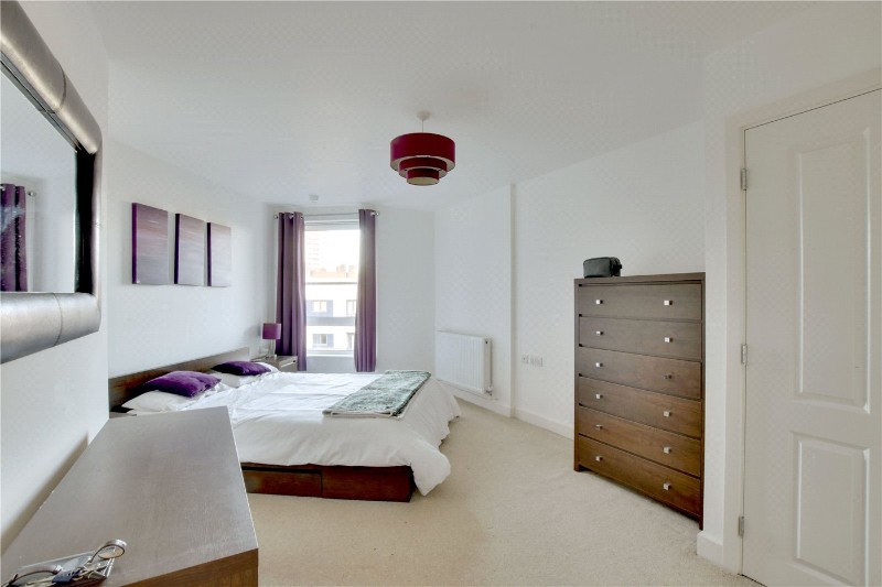 11 Tarves Way, Greenwich, London, SE10