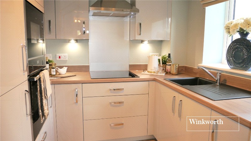 Westpole Avenue, Oakwood, EN4