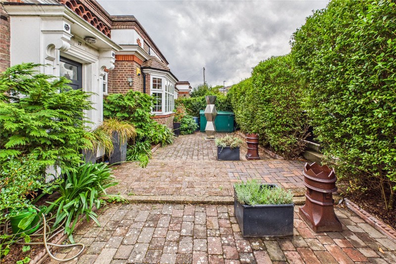 Hillside Road, London, SW2