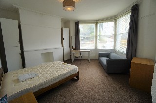 Cheltenham Road, Bristol, BS6