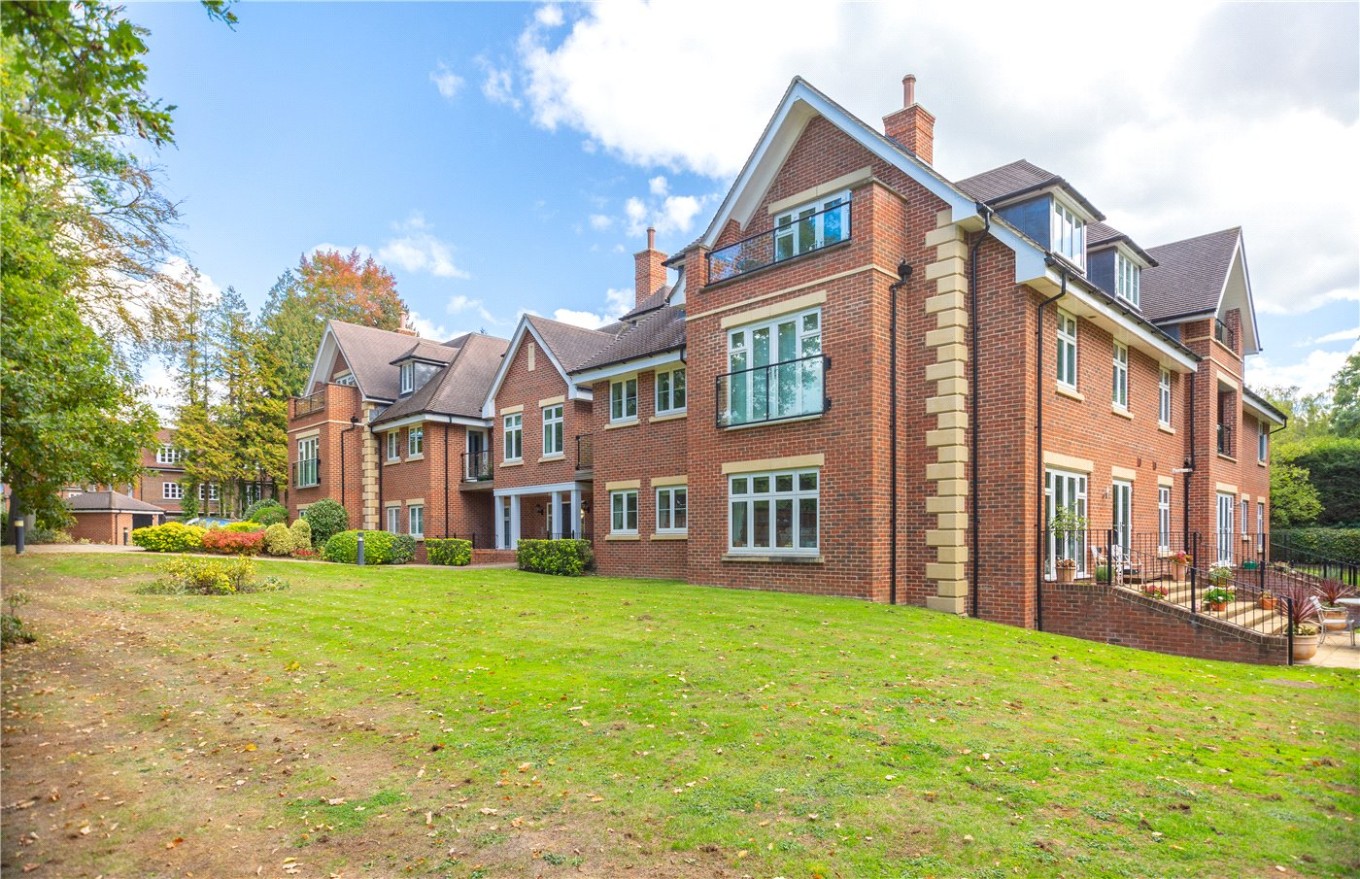 2 bedroom property for sale in Villiers House, London Road, Sunningdale