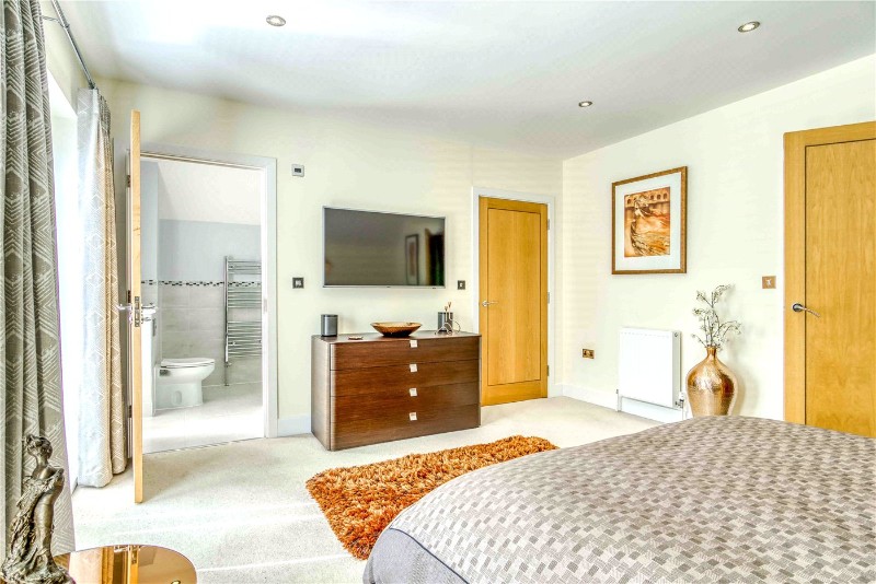 Delhi Close, Lower Parkstone, Poole, BH14