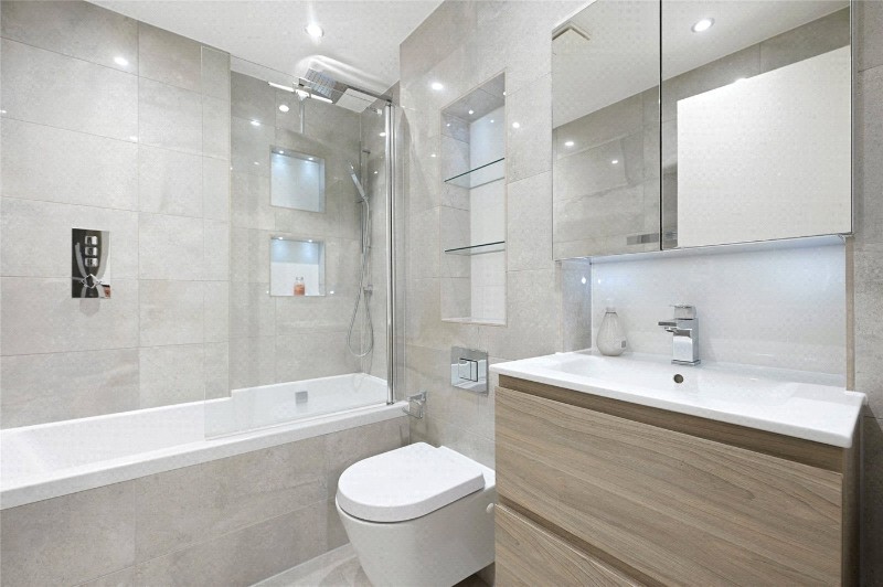 Carter Lane, London, EC4V