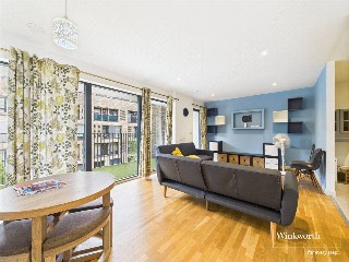 Alpine Road, Queensbury, London, NW9