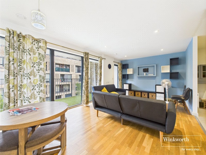 Alpine Road, Queensbury, London, NW9