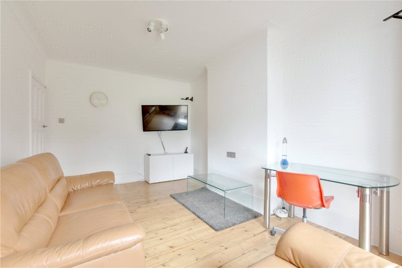 Charlton Road, Charlton, London, SE7