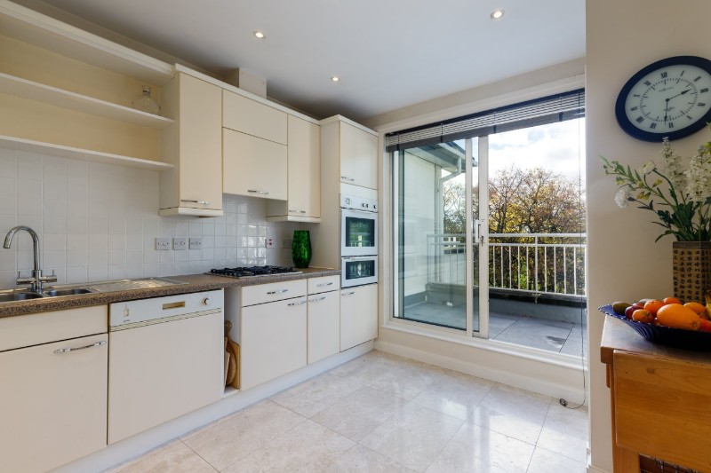 Point Pleasant, London, SW18