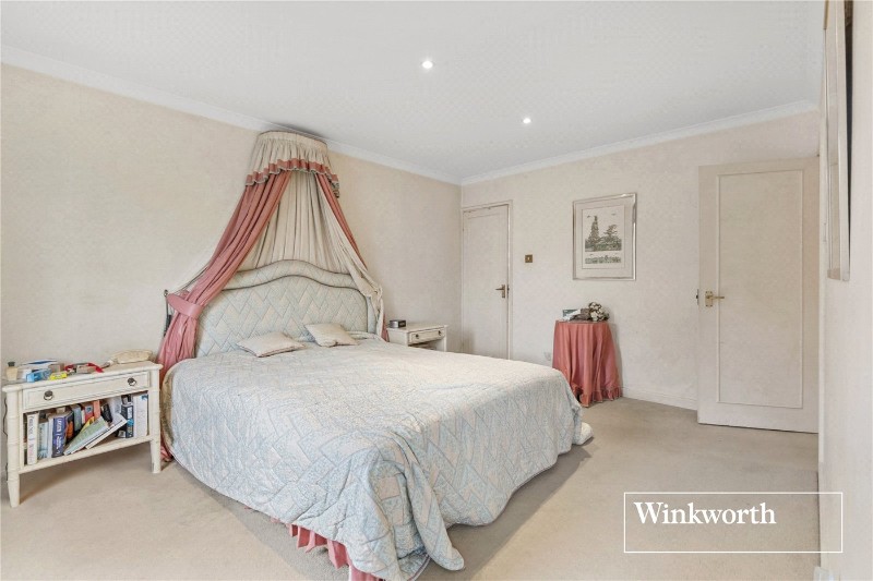 Hendon Lane, Finchley, London, N3