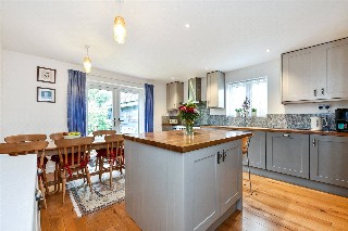 Wedmore Close, Winchester, Hampshire, SO22