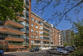 St James Close, St John&#39;s Wood, London, NW8